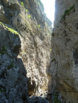 Hllentatklamm